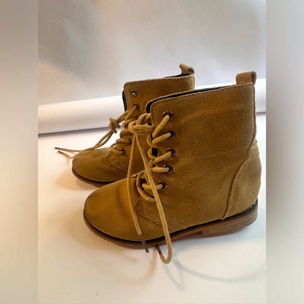 SweetHoney Kids Lace-Up Suede Combat Boots in Tan